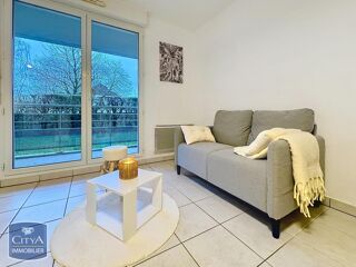  Appartement à louer 2 pièces 37 m²