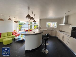  Maison à louer 4 pièces 140 m²