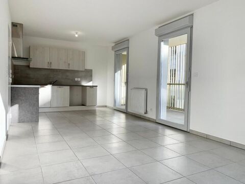   Location Appartement Appartement - 3 pièce(s) - 61 m²