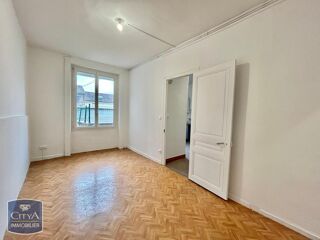  Appartement à louer 1 pièce 39 m²