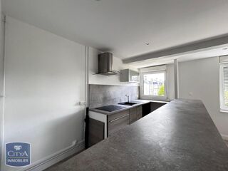  Appartement à louer 4 pièces 95 m²