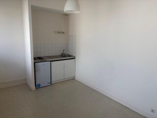  Appartement à louer 1 pièce 19 m²