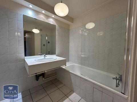  Appartement � louer 3 pi�ces 65 m� Grenoble