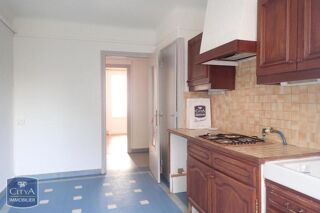  Appartement à louer 4 pièces 81 m²