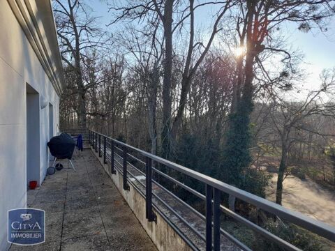   Location Appartement Appartement - 4 pièce(s) - 93 m²