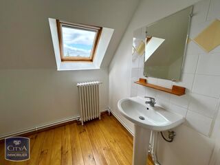 Appartement à louer 2 pièces 45 m²