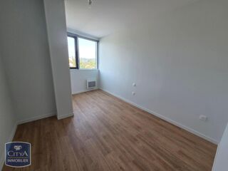  Appartement à louer 3 pièces 73 m²