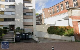  Parking / Garage à louer 