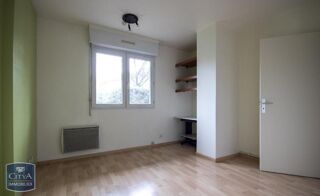  Appartement à louer 1 pièce 28 m²