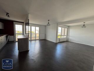  Appartement à louer 4 pièces 95 m²