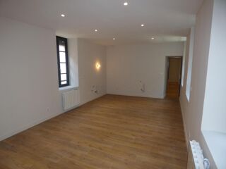  Appartement à louer 3 pièces 62 m²