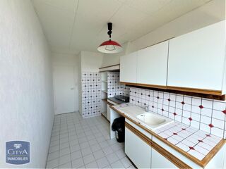  Appartement à louer 4 pièces 73 m²