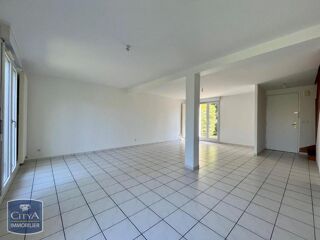  Maison à louer 6 pièces 117 m²