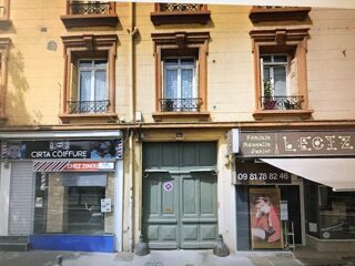  Parking / Garage � louer 