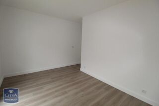  Appartement à louer 3 pièces 65 m²