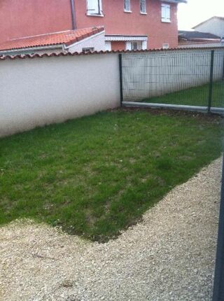  Villa à louer 4 pièces 91 m² Meyzieu