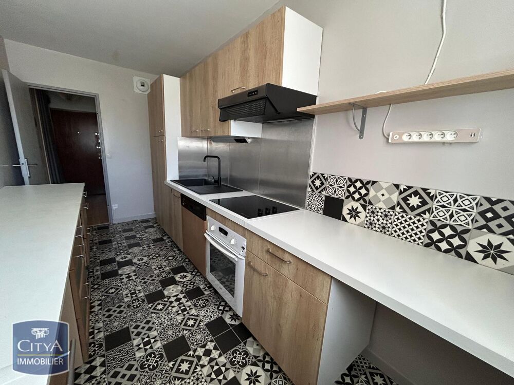 A LOUER APPARTEMENT RENOVE 3 PIECES - 70 M² - LAVAL Cet ....