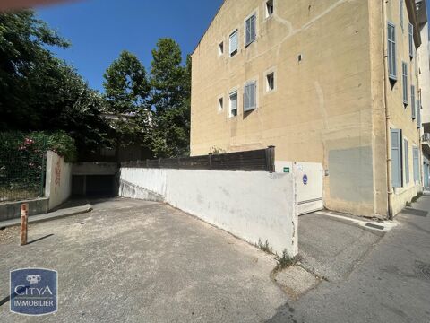  Parking / Garage � louer 