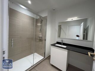  Appartement à louer 1 pièce 41 m²