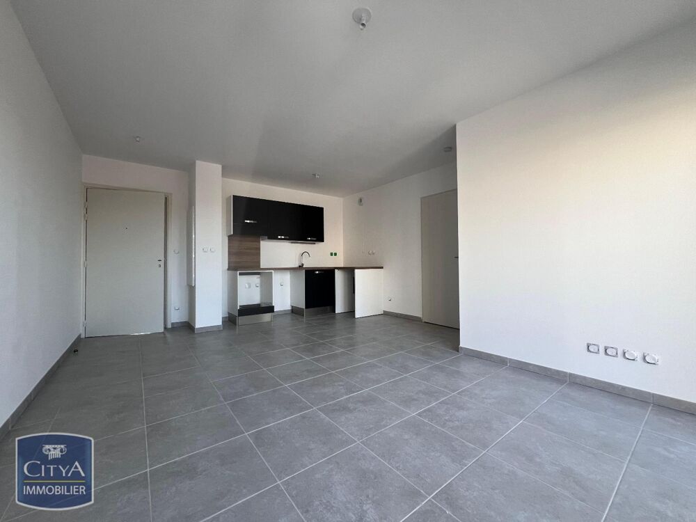 location Appartement - 2 pièce(s) - 40 m² Arles (13200)