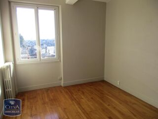  Appartement à louer 3 pièces 57 m²