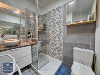 Appartement à louer 1 pièce 33 m²