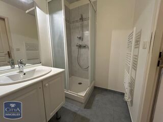  Appartement à louer 1 pièce 33 m²