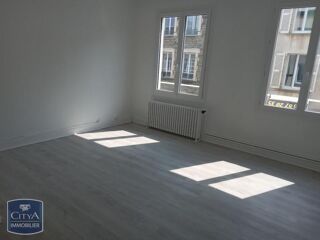  Appartement à louer 3 pièces 56 m²