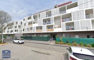  Parking / Garage � louer 