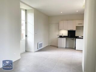 location Appartement - 1 pièce(s) - 27 m² Fontenay-le-Comte (85200)