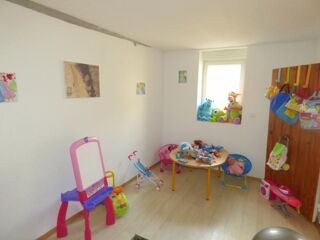  Appartement à louer 4 pièces 92 m²