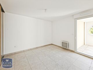  Appartement à louer 2 pièces 49 m²