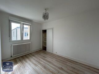  Appartement à louer 3 pièces 57 m²