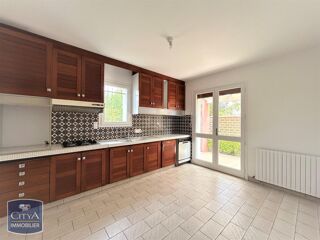  Maison à louer 7 pièces 164 m²