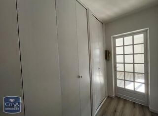 Appartement à louer 2 pièces 45 m²