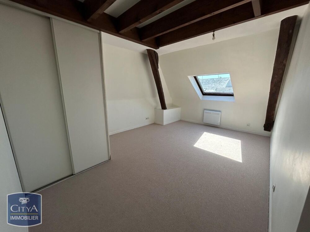 À LOUER : Appartement T3 situé à Châtellerault. Ce bien ....