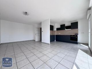  Appartement à louer 3 pièces 71 m²