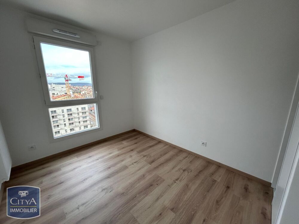 Citya Jaude vous propose à la location ce T3 situé rue d....