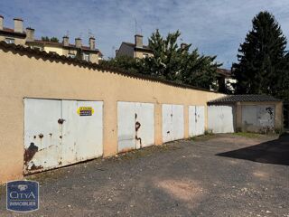  Parking / Garage à louer 