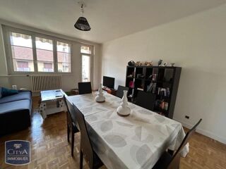  Appartement à louer 3 pièces 70 m²