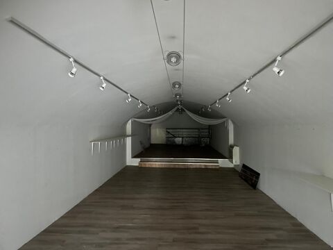   Location / Local Commercial - 266 m² 