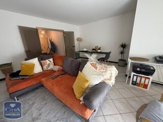  Appartement à louer 3 pièces 79 m²