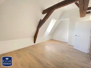  Appartement à louer 3 pièces 80 m²