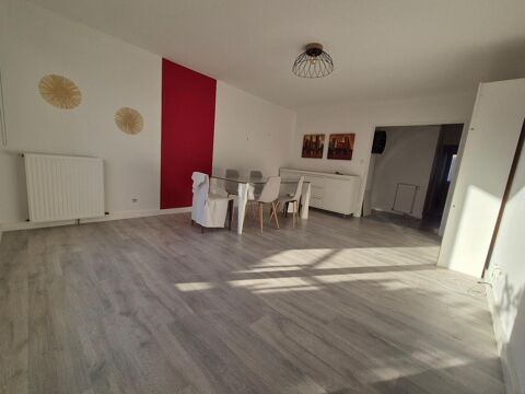 Appartement  louer 4 pices 82 m