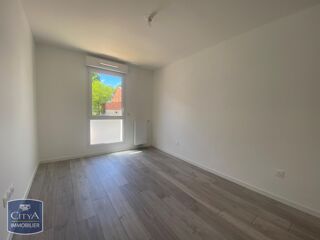  Appartement à louer 2 pièces 53 m²