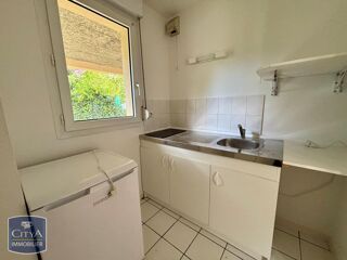  Appartement à louer 1 pièce 27 m²