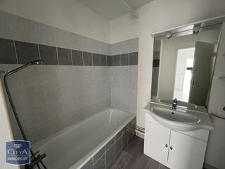  Appartement à louer 3 pièces 63 m²