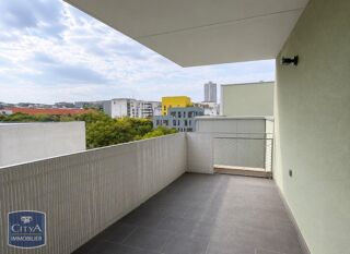  Appartement à louer 3 pièces 63 m²