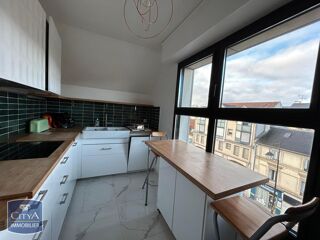  Appartement � louer 3 pi�ces 87 m�