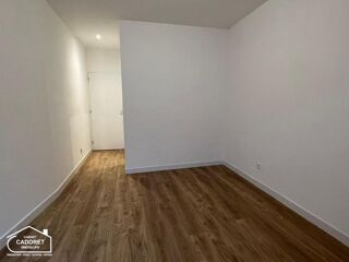  Appartement à louer 4 pièces 70 m²